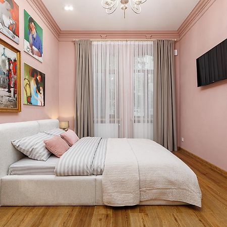 Grand Apartment Lviv Eksteriør bilde